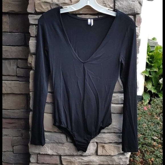 Urban Outfitters Out From Under Black Bodysuit NWOT - Picture 1 of 6